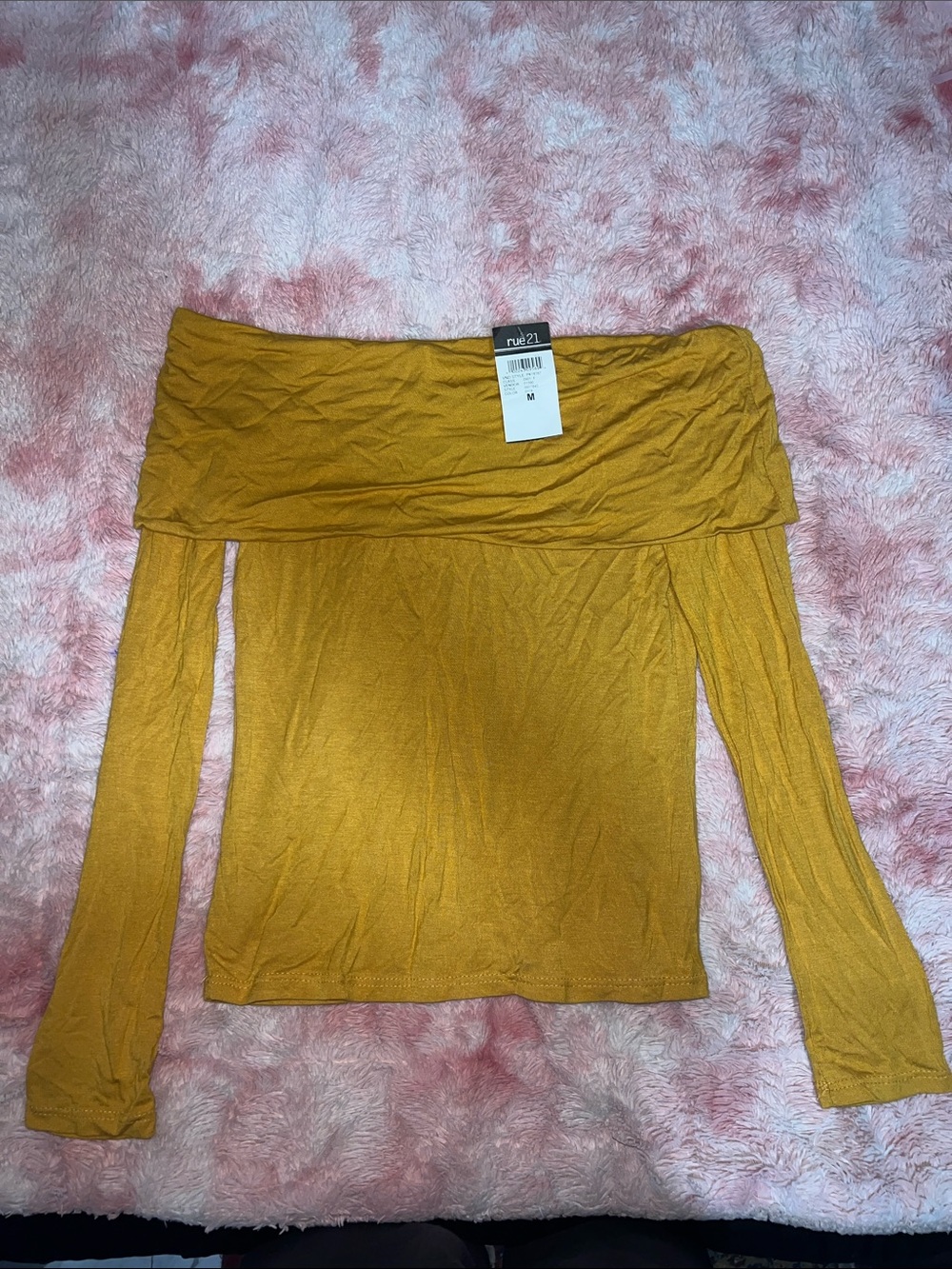 Fold over off the shoulder long sleeve top